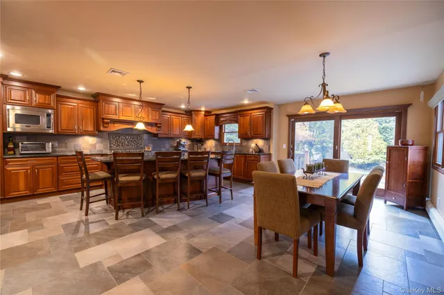 $1,299,999 | 2119 Rosemont Street, North Bellmore, NY 11710