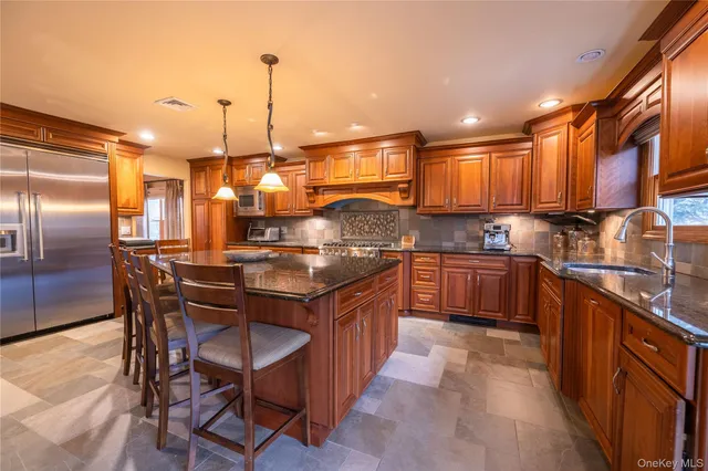 $1,299,999 | 2119 Rosemont Street, North Bellmore, NY 11710