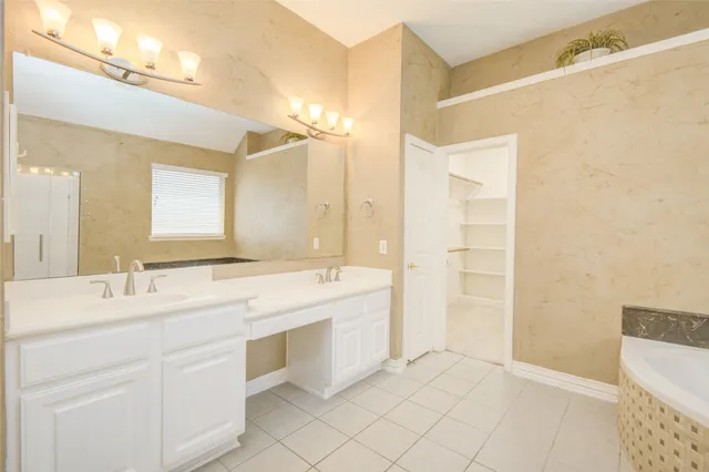 $470,000 | 5810 Sequoia Trace Court, Spring, TX 77379