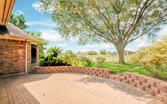 $470,000 | 5810 Sequoia Trace Court, Spring, TX 77379