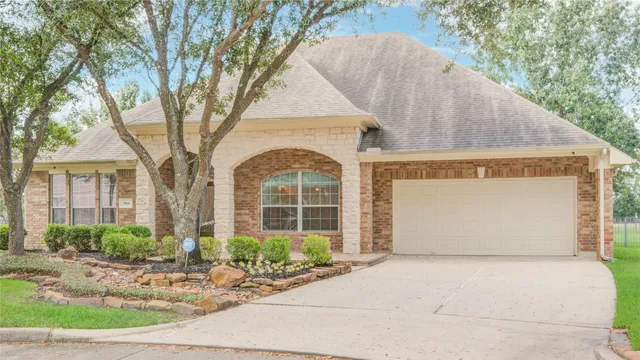 $470,000 | 5810 Sequoia Trace Court, Spring, TX 77379