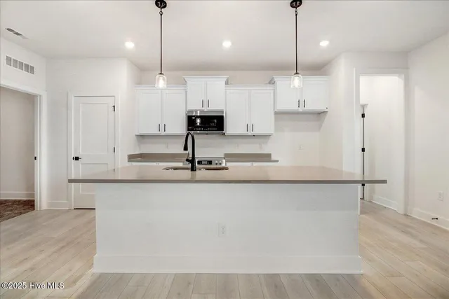 $367,750 | 102 Brighton Street, La Grange, NC 28551