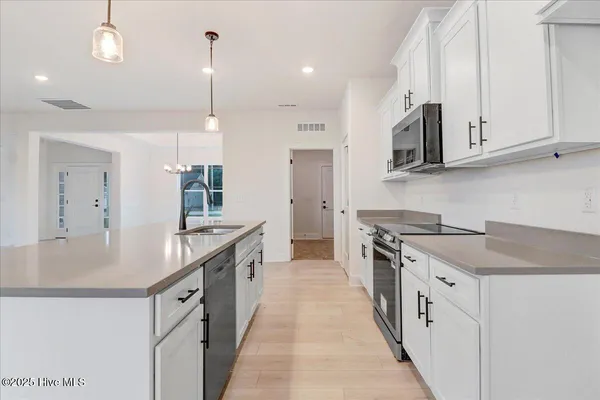 $367,750 | 102 Brighton Street, La Grange, NC 28551