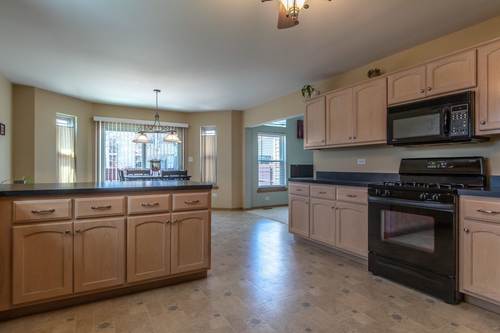 2113 Olde Mill Road Plainfield, IL 60586 - Photo 17 of 45