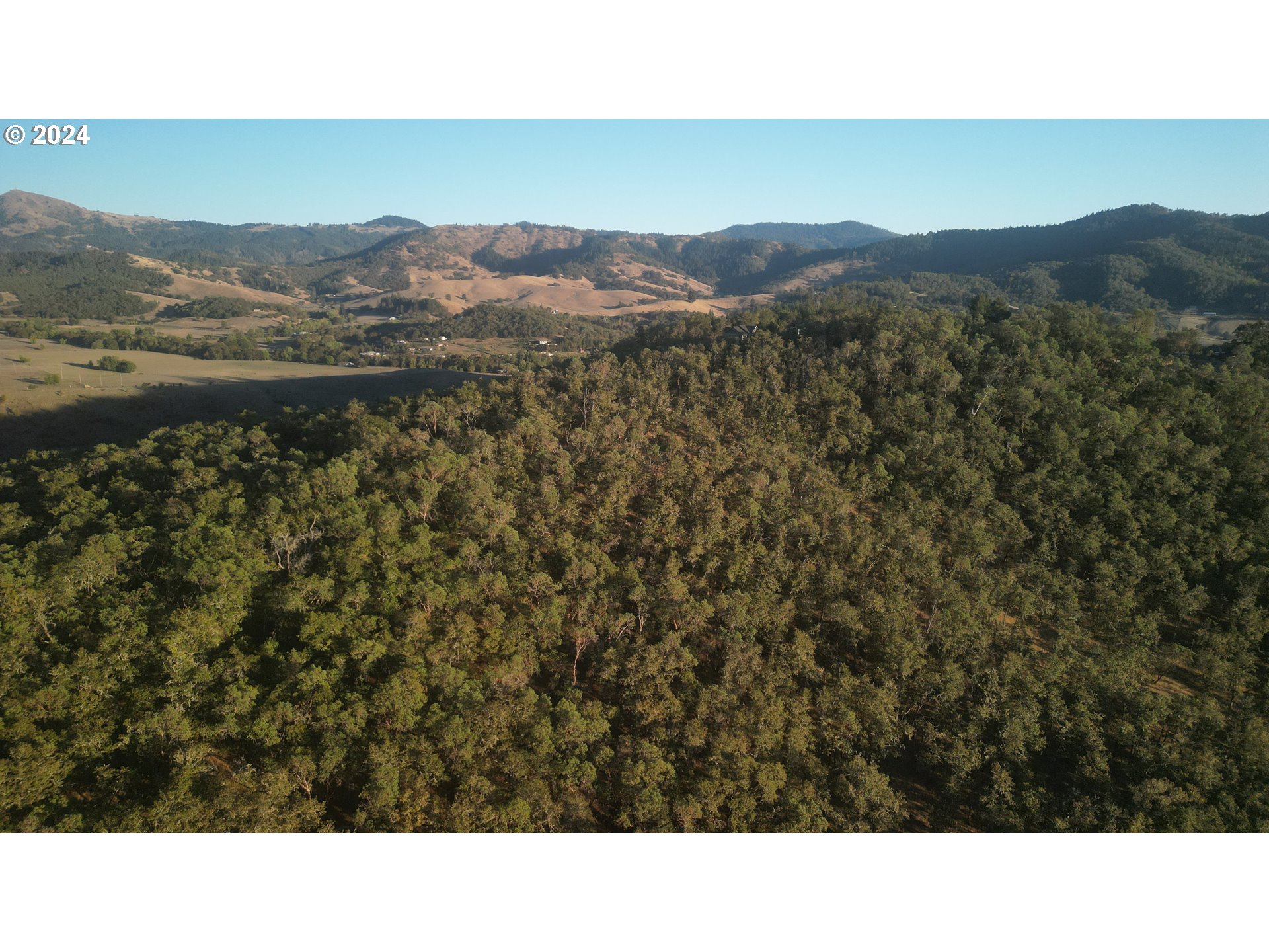 Roberts Creek Road Roseburg, OR 97470 - Photo 11 of 23 Gallery Image 11