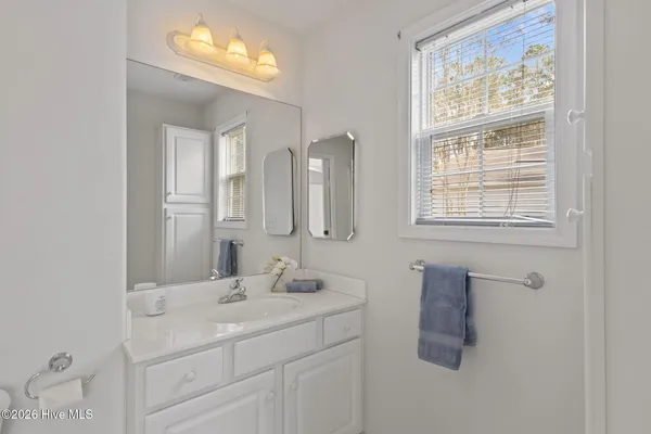$285,000 | 906 Meadowbrook South, Unit 906, Swansboro, NC 28584