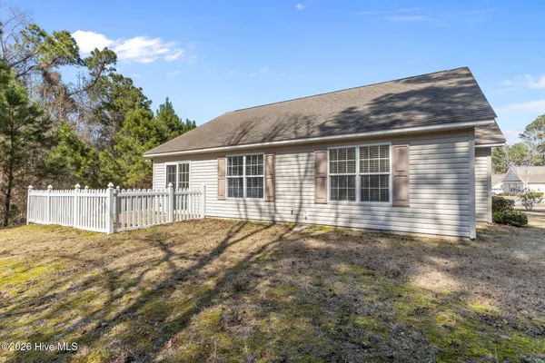 $285,000 | 906 Meadowbrook South, Unit 906, Swansboro, NC 28584