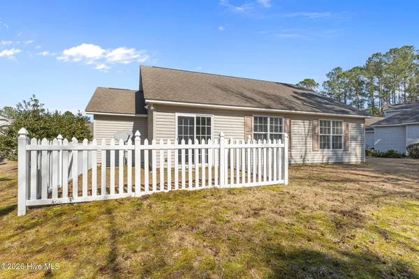 $285,000 | 906 Meadowbrook South, Unit 906, Swansboro, NC 28584