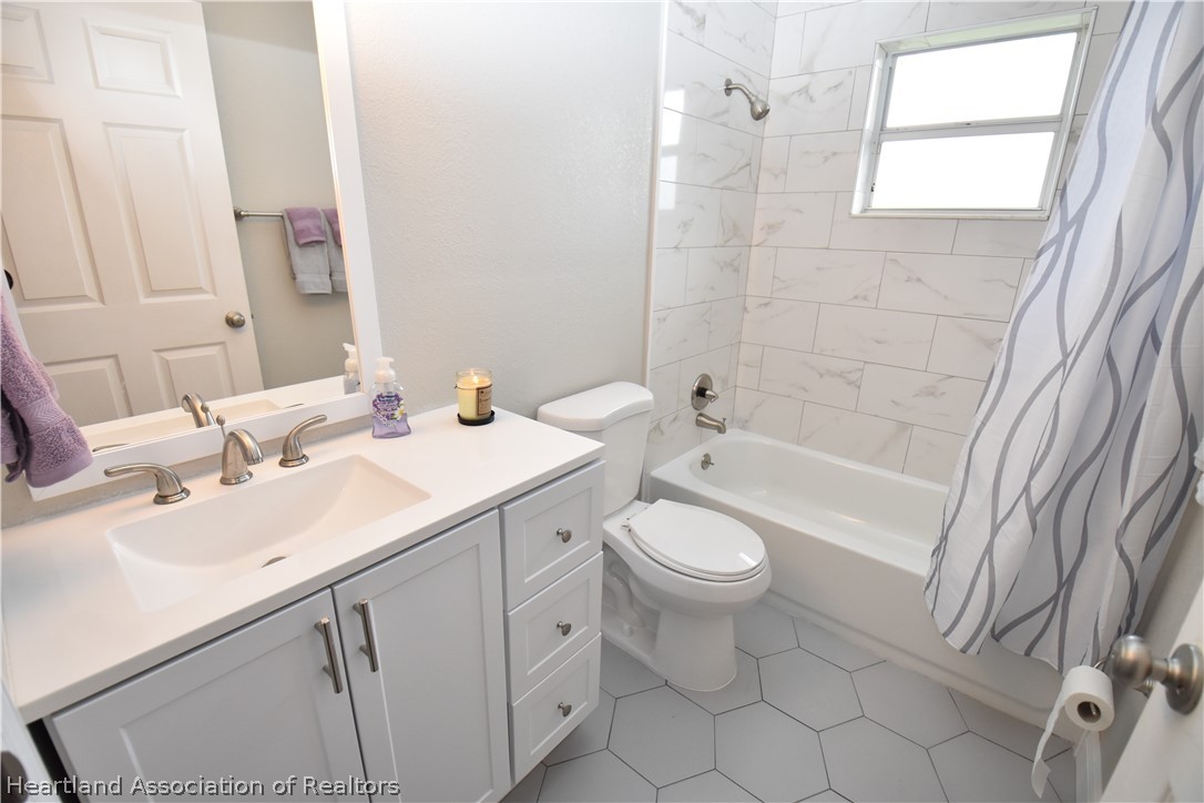 4127 Loquat Road Sebring, FL 33875 - Photo 12 of 19