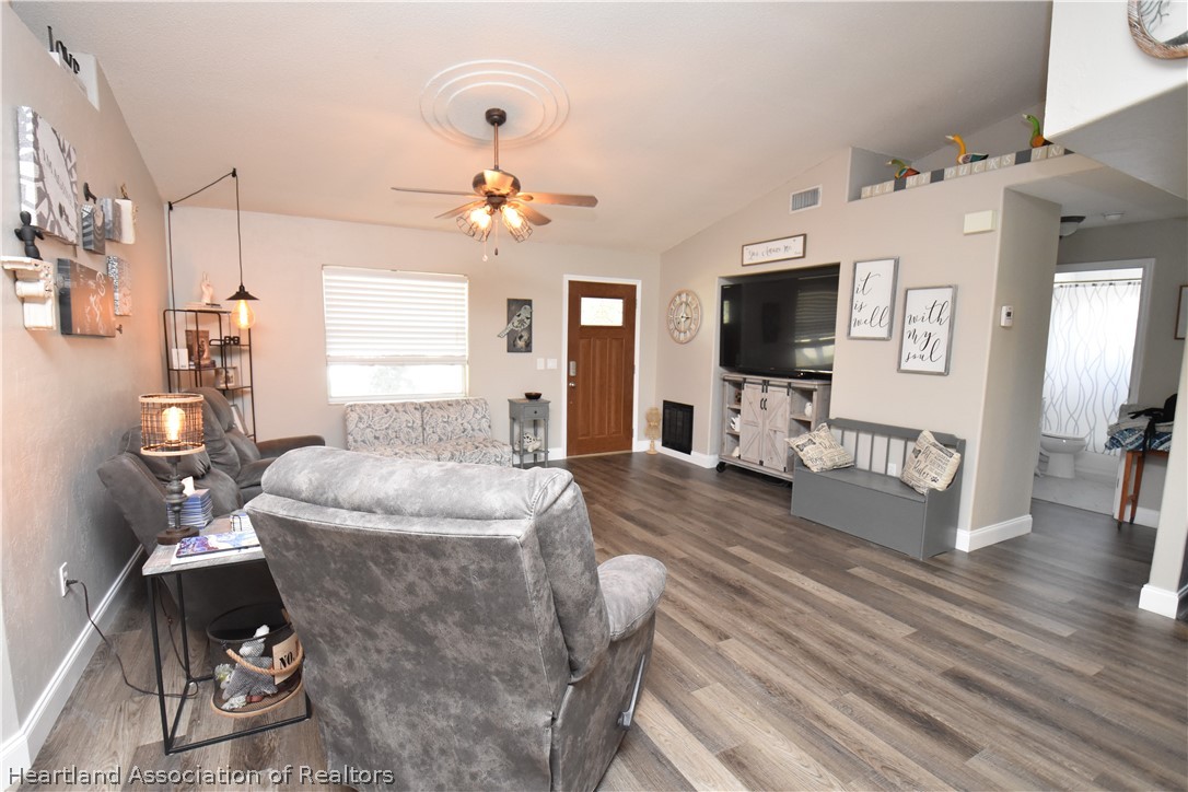 4127 Loquat Road Sebring, FL 33875 - Photo 6 of 19