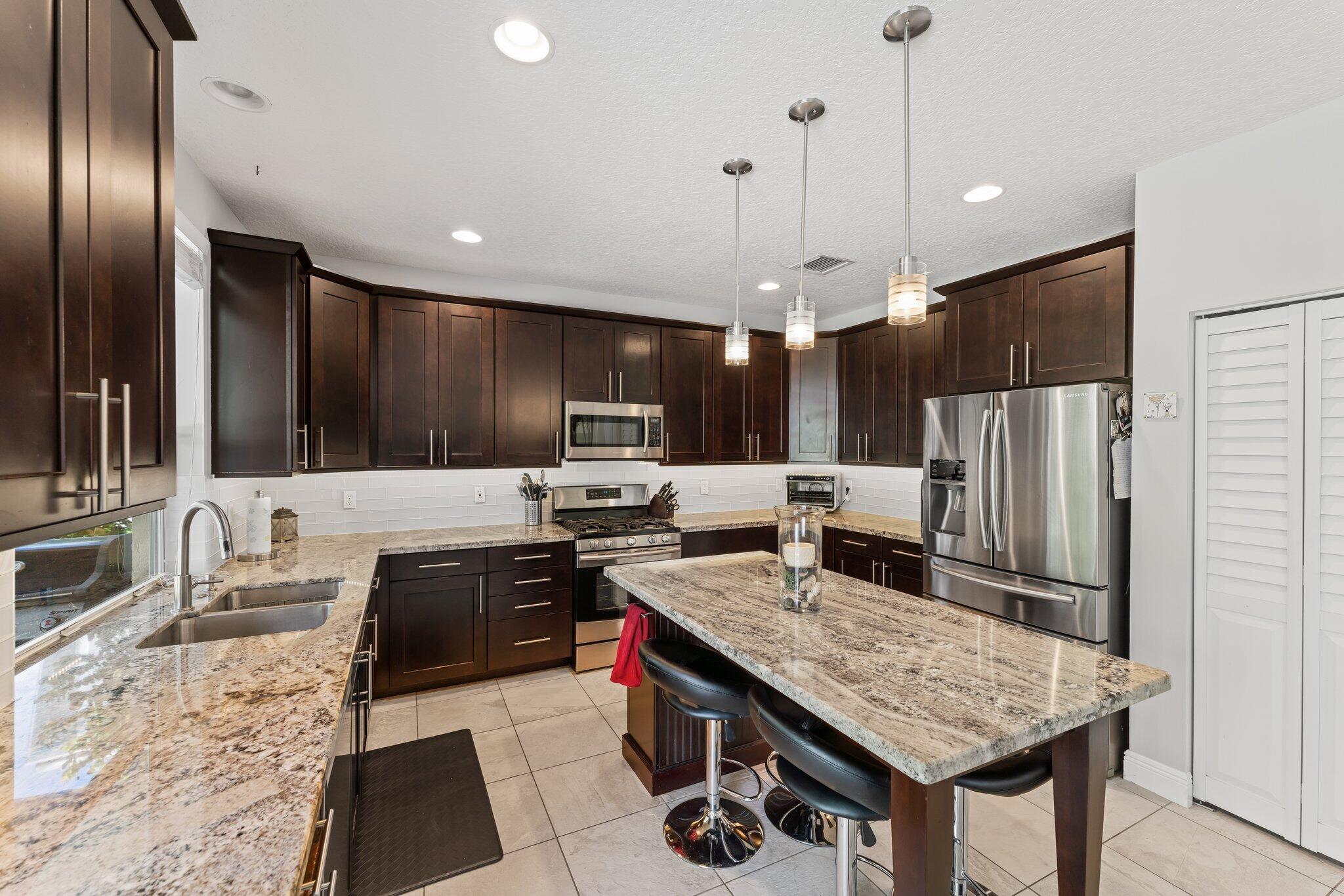 203 Anhinga Lane Jupiter, FL 33458 - Photo 10 of 63 023-203AnhingaLn-Jupiter-FL-SMALL