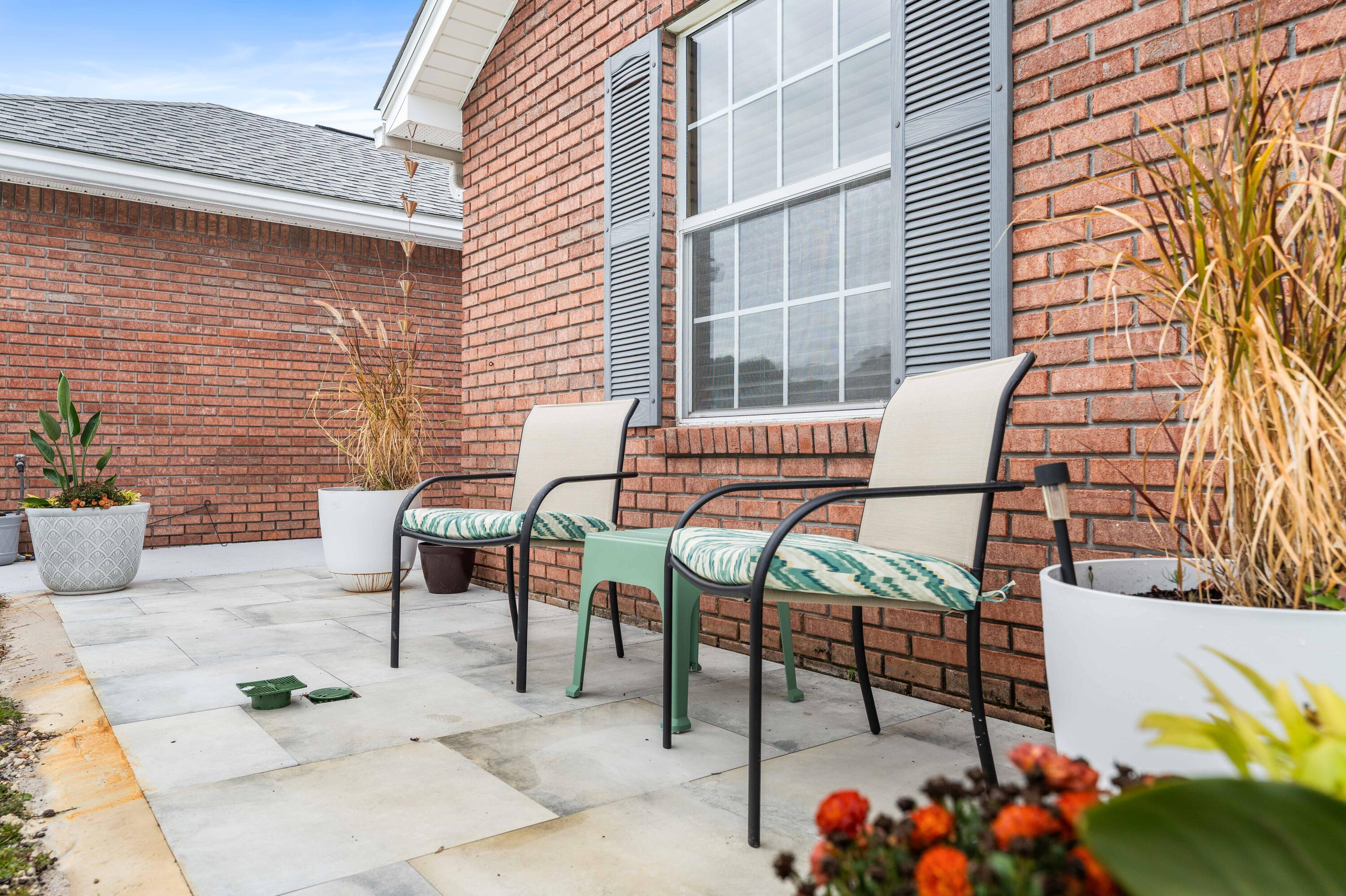 328 Bay Tree Drive Miramar Beach, FL 32550 - Photo 38 of 49 a outdoor space with sitting area
