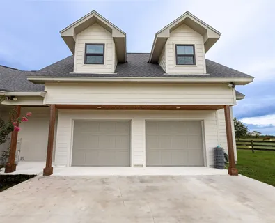 $749,900 | 1252 County Road 388, Hallettsville, TX 77964