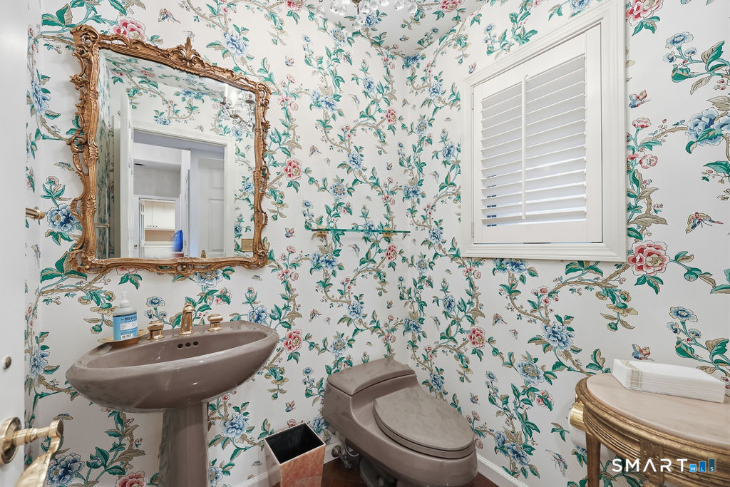 38 Cary Lane, Unit 38 Bloomfield, CT 06002 - Photo 23 of 36