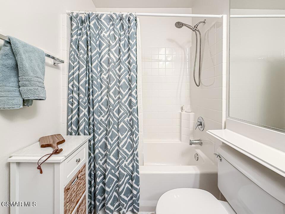 2037 Freesia Avenue Simi Valley, CA 93063 - Photo 23 of 30