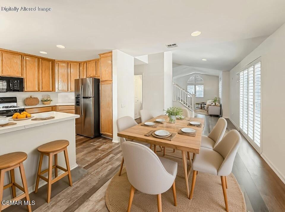 2037 Freesia Avenue Simi Valley, CA 93063 - Photo 10 of 30