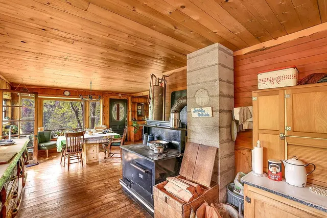 $1,200,000 | 559 Kessler Creek Road, Riggins, ID 83549