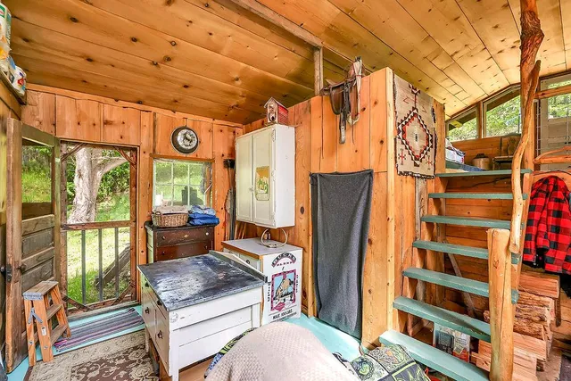 $1,200,000 | 559 Kessler Creek Road, Riggins, ID 83549