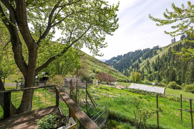 $1,200,000 | 559 Kessler Creek Road, Riggins, ID 83549
