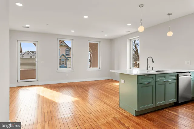 $2,995 | 933 West Lancaster Avenue, Unit 1, Bryn Mawr, PA 19010