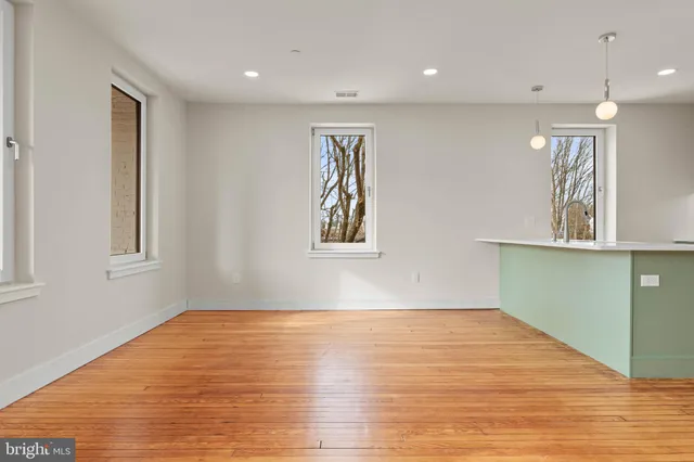 $2,995 | 933 West Lancaster Avenue, Unit 1, Bryn Mawr, PA 19010