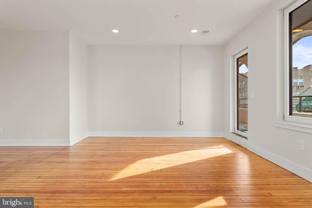 $2,995 | 933 West Lancaster Avenue, Unit 1, Bryn Mawr, PA 19010