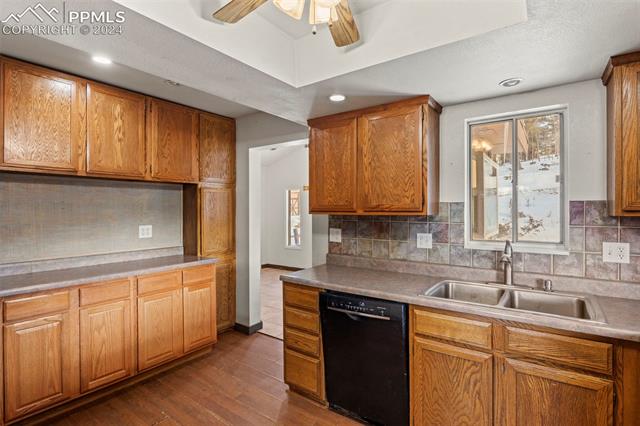 371 Rangeview Road Divide, CO 80814 - Photo 16 of 34 Kitchen