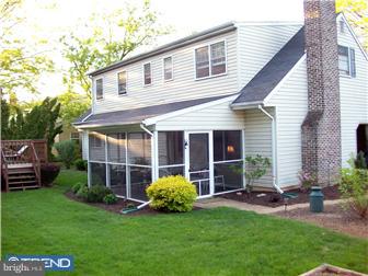 2035 Hilltop Road Bethlehem, PA 18015 - Photo 12 of 12 Exterior Back