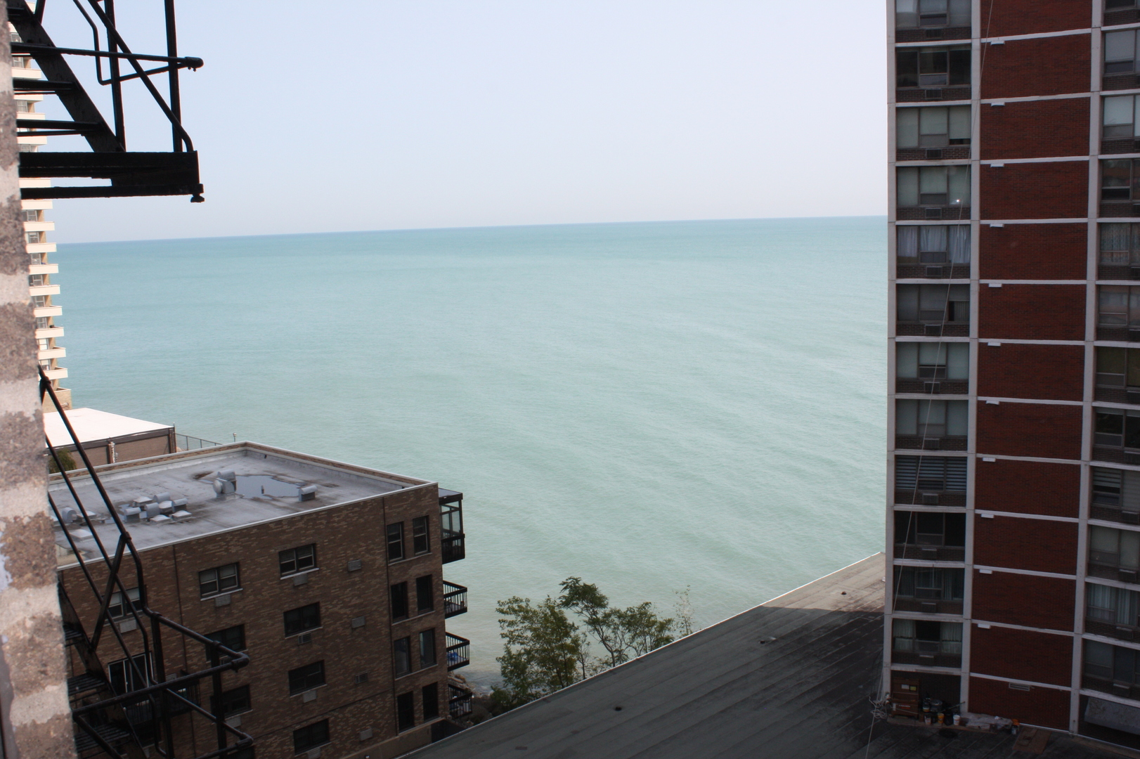 6101 North Sheridan Road, Unit 9H Chicago, IL 60660 - Photo 6 of 13