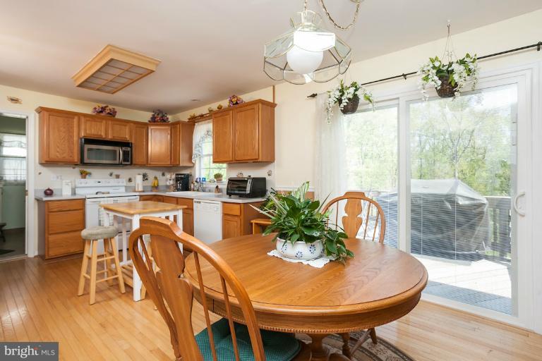373 Enfield Road Joppa, MD 21085 - Photo 13 of 30 Kitchen