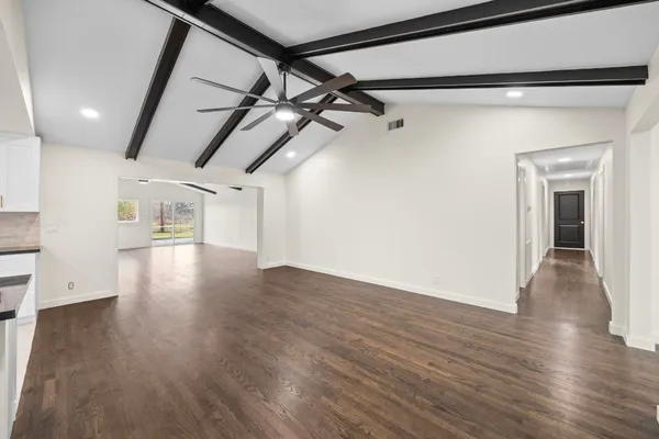 $389,900 | 6934 Heron Drive, Houston, TX 77087