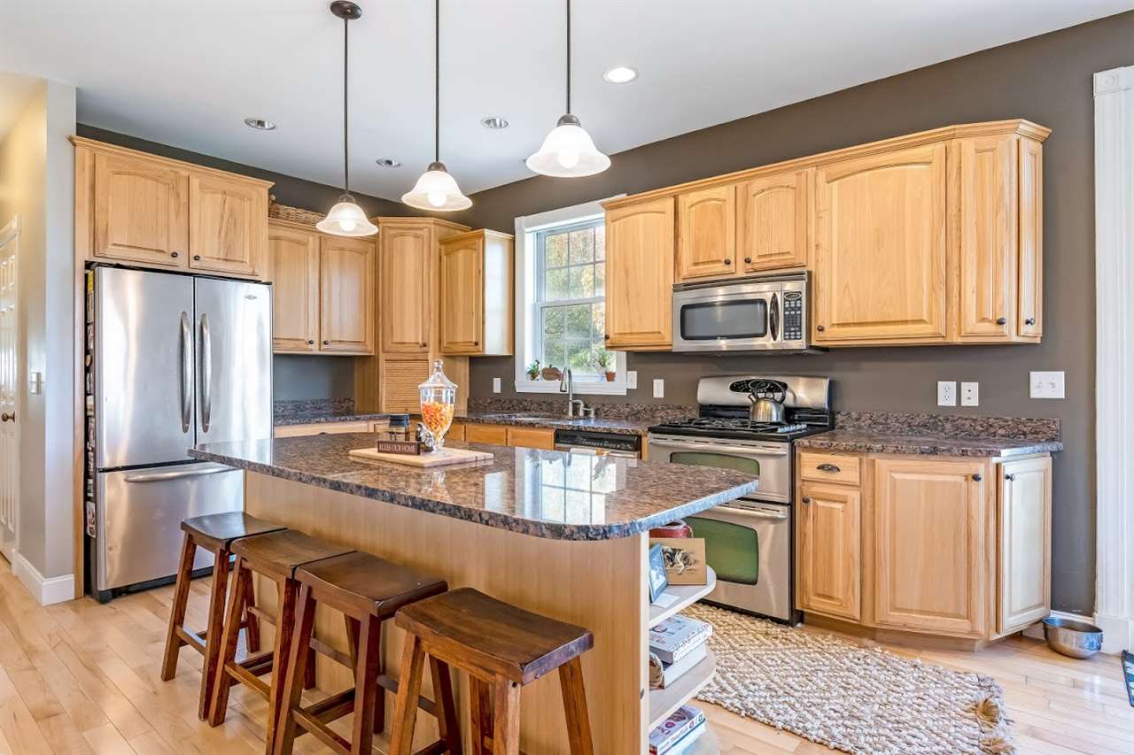 5075 Fairfield Road Fletcher, VT 05448 - Photo 7 of 32