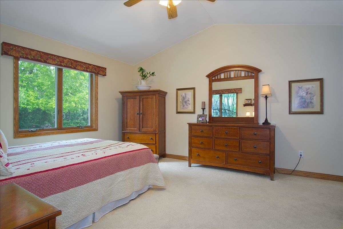 2308 Dynes Way Sun Prairie, WI 53590 - Photo 30 of 69
