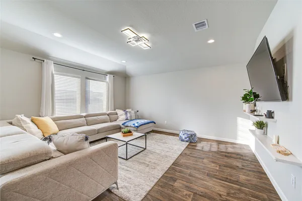 $2,100 | 3350 Zephyr Park Lane, Katy, TX 77494