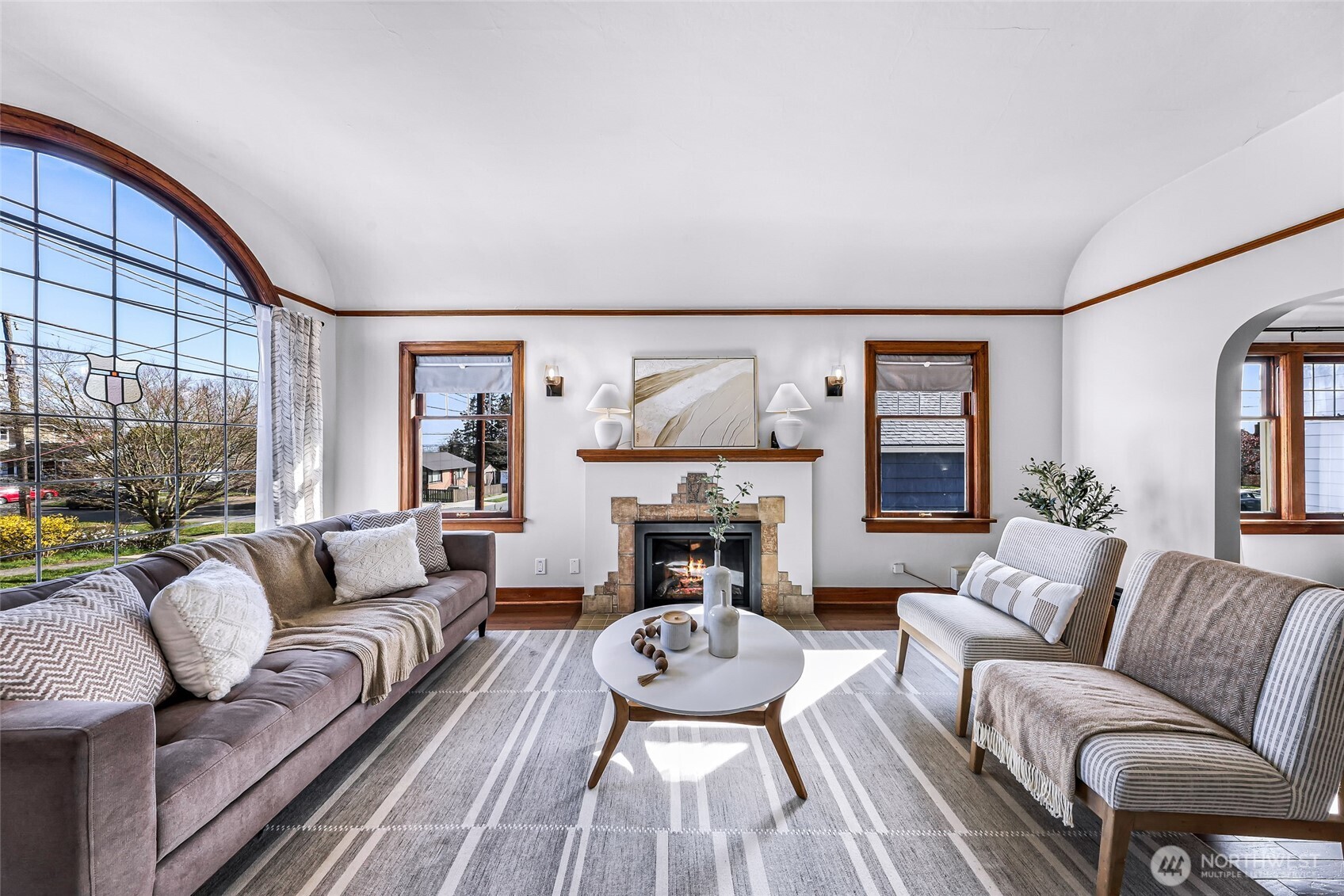 3607 Southwest Manning Street Seattle, WA 98126 - Photo 4 of 34 Gallery Image 4