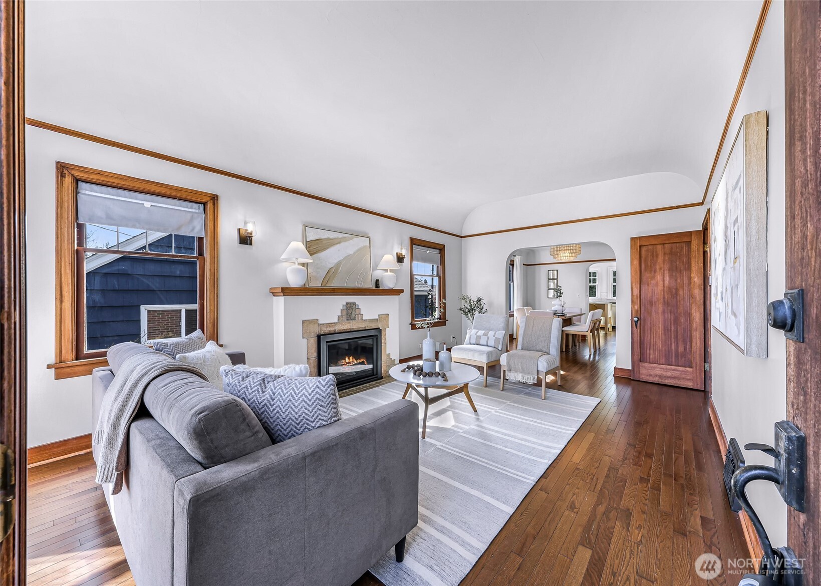 3607 Southwest Manning Street Seattle, WA 98126 - Photo 5 of 34 Gallery Image 5