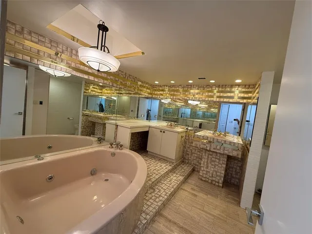 a picture of floor plan