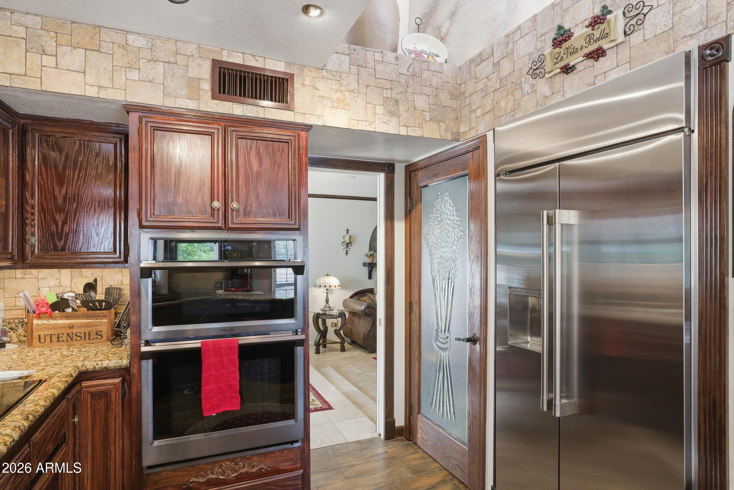 1036 East Shangri La Road Phoenix, AZ 85020 - Photo 13 of 58 Pantry