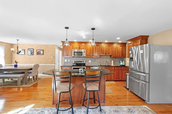 $1,250,000 | 1 Katies Way, Sandwich, MA 02563