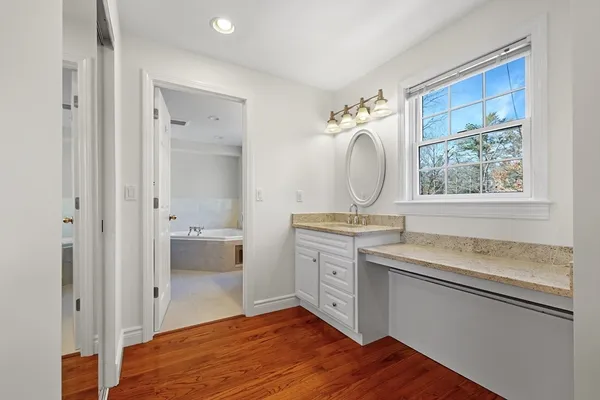 $1,250,000 | 1 Katies Way, Sandwich, MA 02563