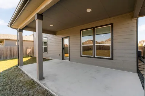 $2,750 | 7400 Lowery Crossing, Austin, TX 78744