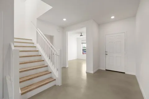 $2,750 | 7400 Lowery Crossing, Austin, TX 78744