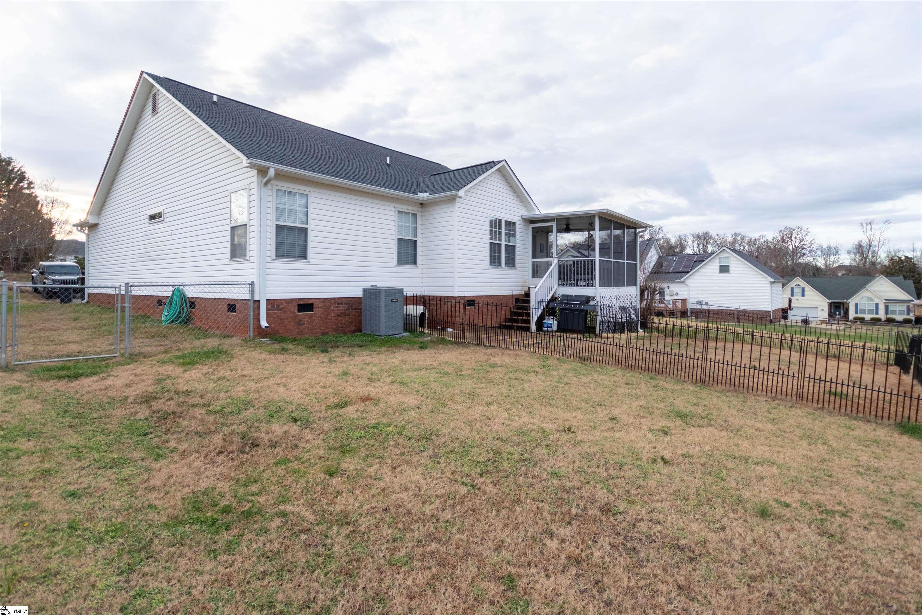 107 Cherrywood Road Woodruff, SC 29388 - Photo 20 of 21 Gallery Image 20