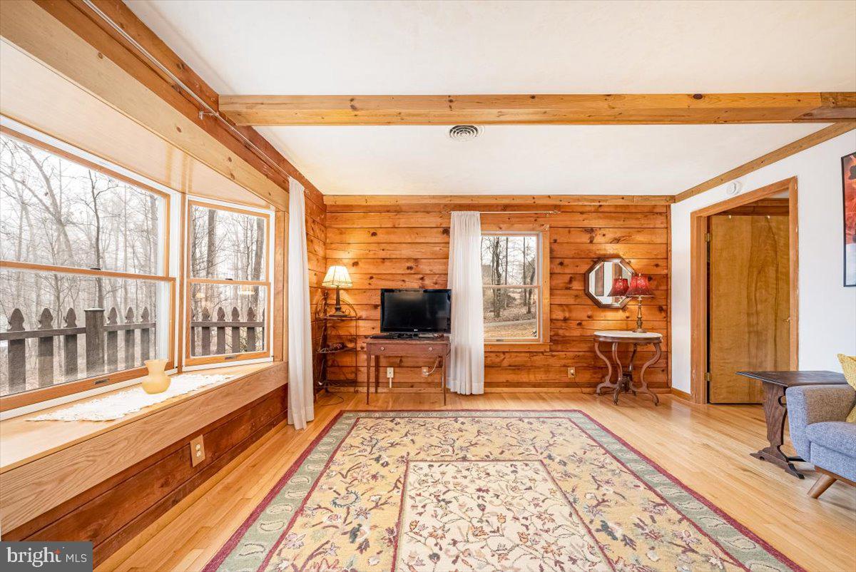 2324 Carrollton Road Westminster, MD 21157 - Photo 31 of 66 In Law Suite