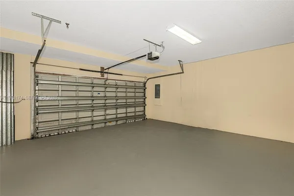 a view of a garage