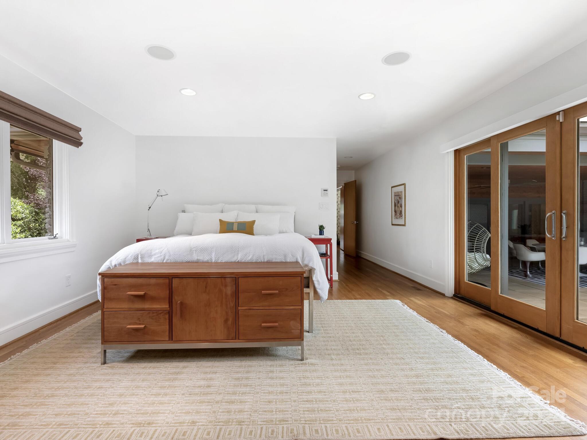 4642 Sharon View Road Charlotte, NC 28226 - Photo 32 of 48 Gallery Image 32