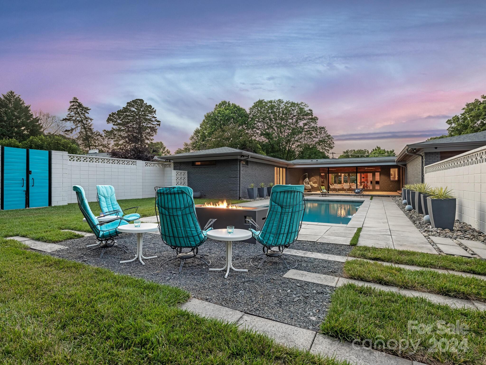 4642 Sharon View Road Charlotte, NC 28226 - Photo 6 of 48 Gallery Image 6