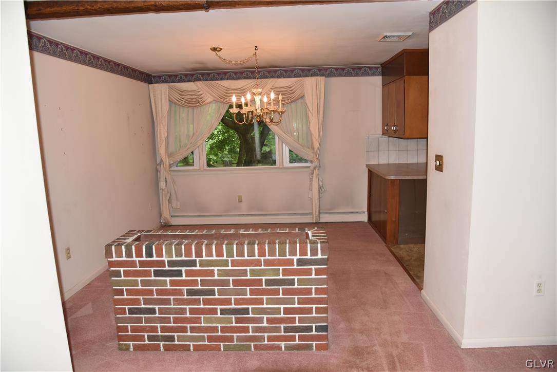 5315 Susan Road Coopersburg, PA 18036 - Photo 7 of 21 Dining Rm