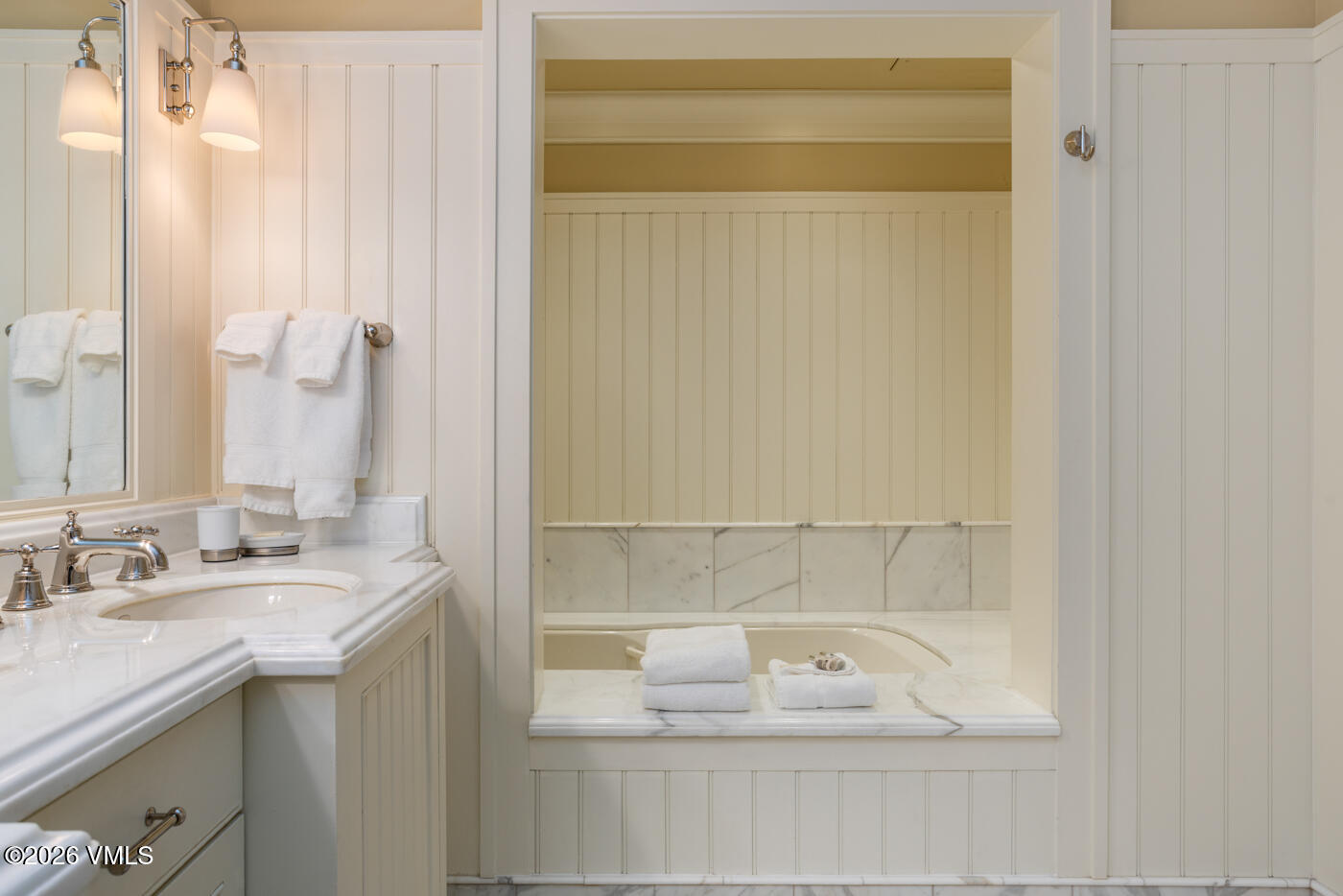 1 Willow Bridge Road, Unit 33 Vail, CO 81657 - Photo 16 of 40 One Willow Bridge 33 MLS-29