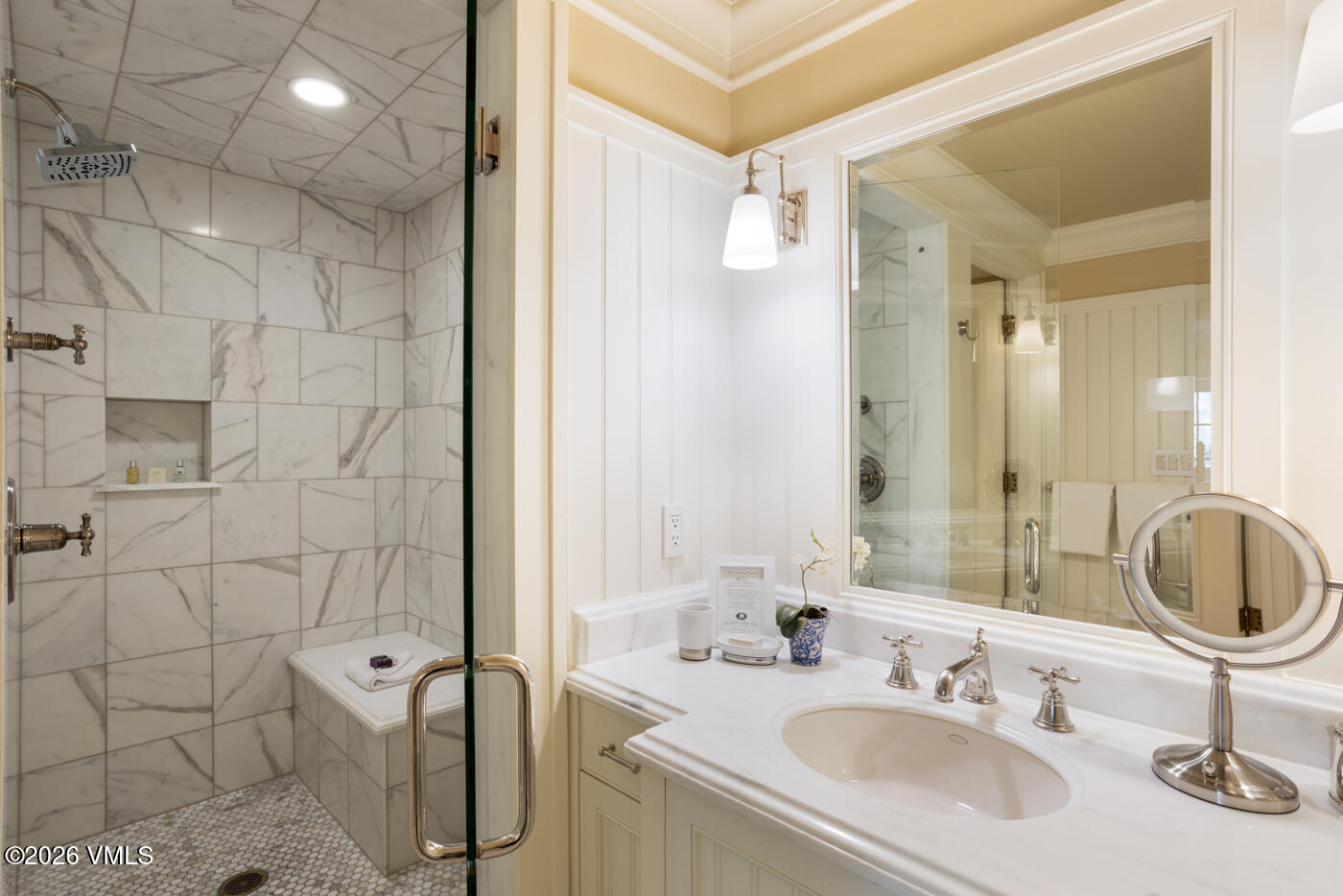 1 Willow Bridge Road, Unit 33 Vail, CO 81657 - Photo 17 of 40 One Willow Bridge 33 MLS-28